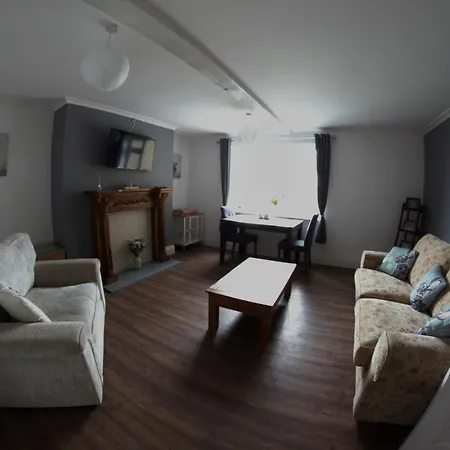 Lingfield Ewenique Views Pets Welcome Apartamento