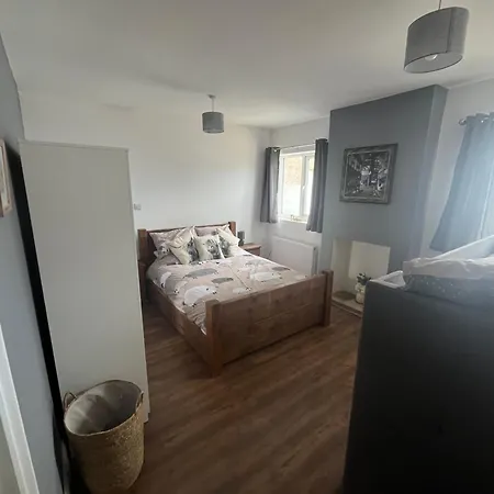 Lingfield Ewenique Views Pets Welcome Apartamento *