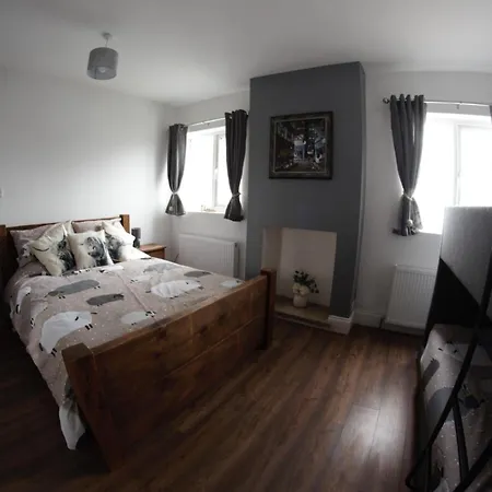 Lingfield Ewenique Views Pets Welcome * Welbury